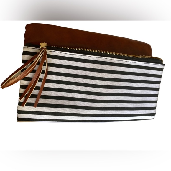 FUNKY MONKEY Classic Black & White Stripe Tassel Fold Over Clutch Handbag Purse - Picture 4 of 12